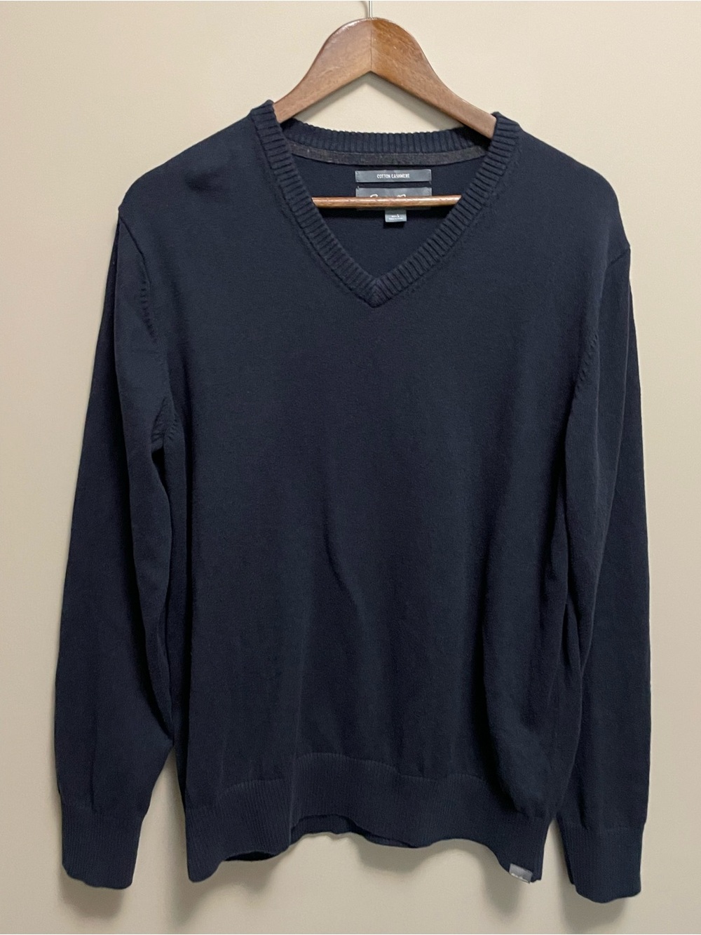 Eddie Bauer Cotton Cashmere Navy V-Neck Sweater Men’s Large